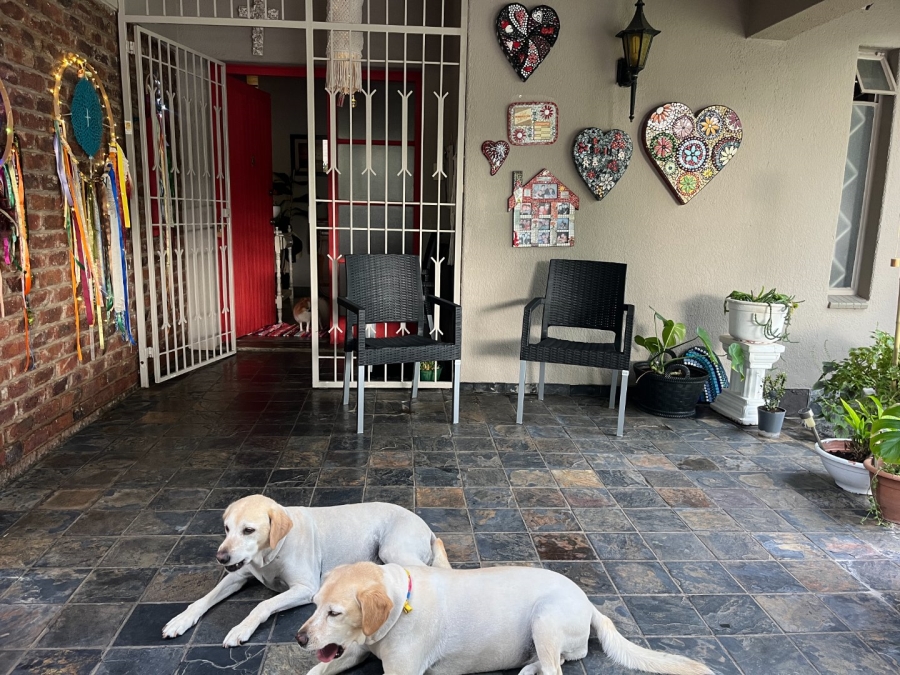 5 Bedroom Property for Sale in Potchefstroom North West